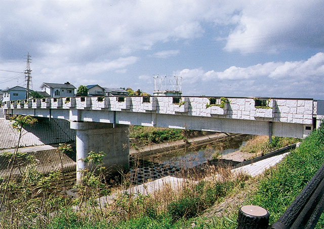 平岩橋